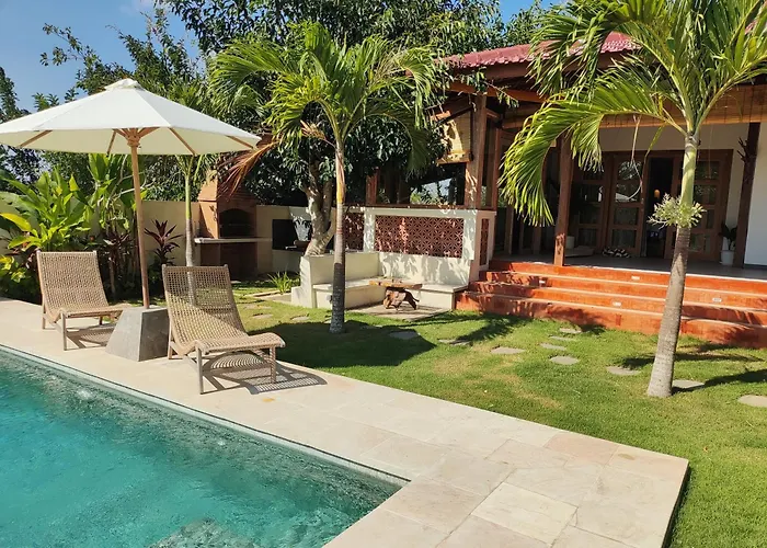 Joglow Clasica Villa Uluwatu (Bali)